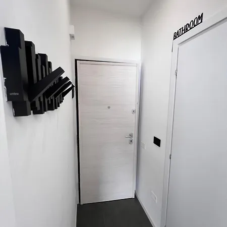 Lili House דירה *